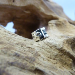 Zilveren bedel met paardenhaar